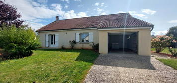 Location maison plain pied avec terrasse et jardin