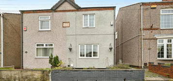 2 bedroom semi-detached house for sale