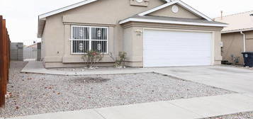 1716 Waters Dr SW, Albuquerque, NM 87121