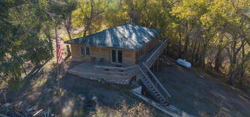 4044 Trapper Creek Rd, Shell, WY 82441