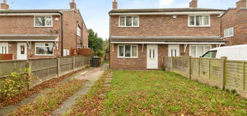 2 bed semi-detached house for sale