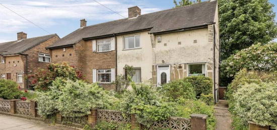 3 bedroom semi-detached house