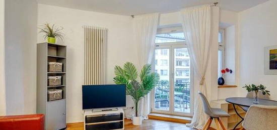 Möbliert: Absolut ruhig gelegene möblierte 2-Zimmer, mit Balkon