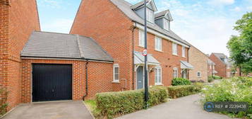 4 bedroom semi-detached house