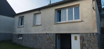 BLOT IMMOBILIER FOUGERES - MAISON 5 PIECES - FOUGERES CENTRE - SOUS-SOL