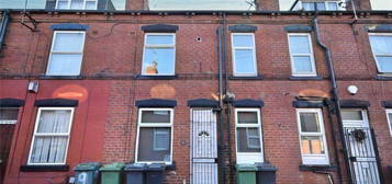 2 bedroom terraced house