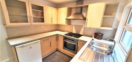 2 bedroom semi-detached house