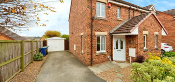 2 bed semi-detached house for sale