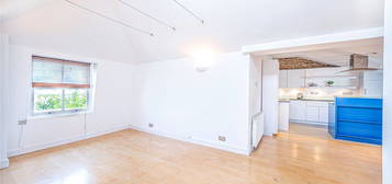 2 bed flat to rent