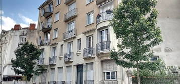 Appartement  à vendre, 3 pièces, 2 chambres, 81 m²