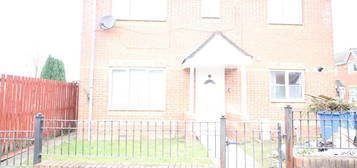 Semi-detached house to rent in Cascade Drive, Salford M7