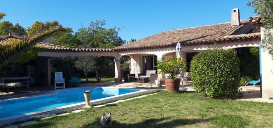 Vente villa provencale plain pied