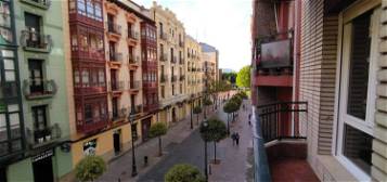 Alquiler de Piso en calle Marqués de Murrieta
