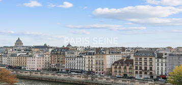 ** QUAI DES ORFEVRES /PLACE DAUPHINE ** Magnifique 2 pièces très haut standing !