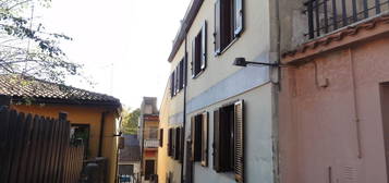 Casa indipendente in vendita in via IV Novembre s.n.c