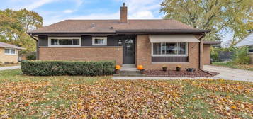 4134 North Colgate CIRCLE, Milwaukee, WI 53222