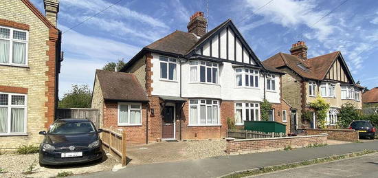 4 bedroom semi-detached house