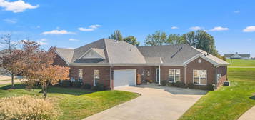 147 Clubhouse Dr, Shelbyville, KY 40065