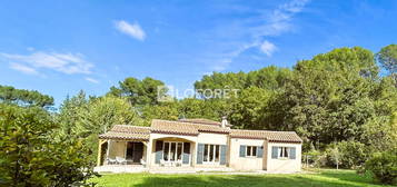 Villa  à vendre, 6 pièces, 4 chambres, 190 m²