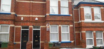 5 bedroom terraced house