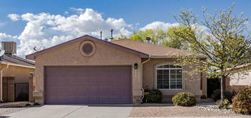 6701 Deerbourne Rd NW, Albuquerque, NM 87114