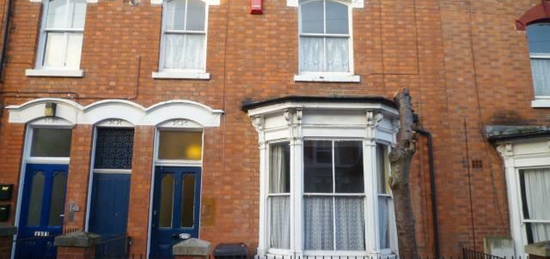 4 bedroom terraced house