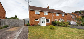 3 bed semi-detached house for sale