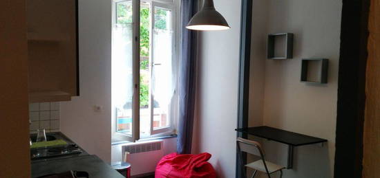 Studio 20m² meublé