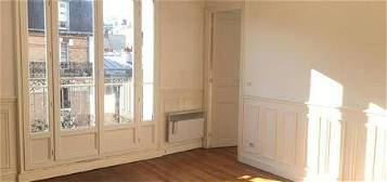 URGENT Cède bail location 1426 EUR/mois - Bel appartement (51, 08 m2) 5e étage avec ascenseur 2 P + 1 bureau balcon cave rue Bobillot 13e Paris