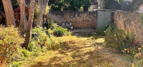 MAISON JARDIN DANS UNE IMPASSE AU CALME TOULON OUEST