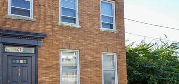 71 N 7th St, Easton, PA 18042