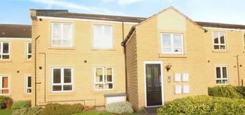 Flat to rent in Northfield Court, Sheffield, South Yorkshire S10