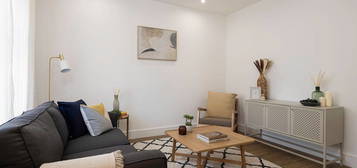 3 bed flat to rent