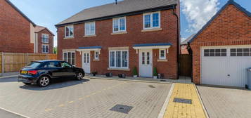 3 bed semi-detached house to rent