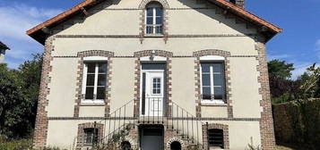 Maison traditionnelle  à vendre, 5 pièces, 3 chambres, 124 m²