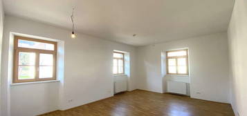 2-Zimmer-Mietwohnung in Riegersburg mit Blick auf die Burg