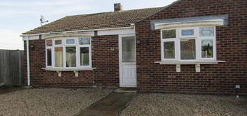 2 bedroom semi-detached bungalow to rent