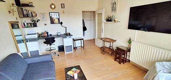 Studio  à vendre, 1 pièce, 28 m², Étage 1/4