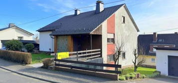 Gepflegtes Einfamilienhaus mit Einliegerwohnung in bester Lage von Westerburg