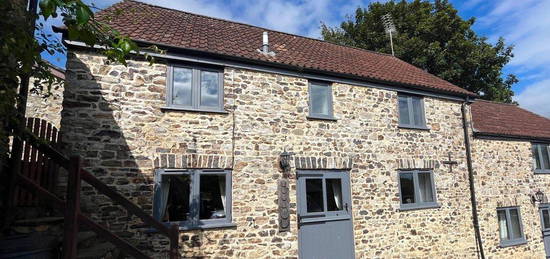 2 bed barn conversion to rent