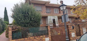 Casa adosada en Casco Urbano, Villaviciosa de Odón