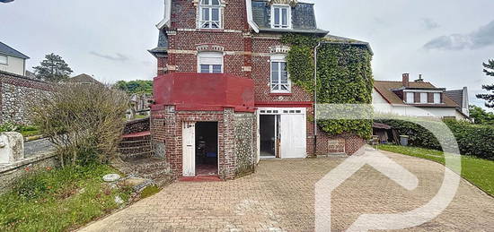 Maison meublée  à vendre, 5 pièces, 3 chambres, 97 m²