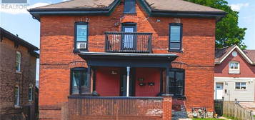 124 GEORGE Street, Brantford, Ontario 