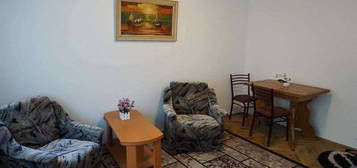 Inchiriez apartament 2 camere