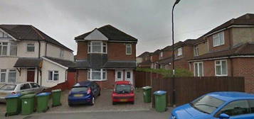 Flat to rent in Highfield, Southampton SO17