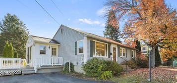 155 Egremont Ave, Pittsfield, MA 01201