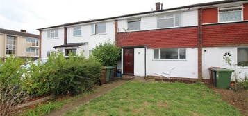 Terraced house to rent in Stratfield Road, Borehamwood, Hertfordshire WD6