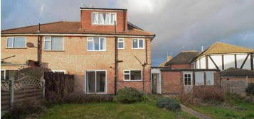 4 bedroom semi-detached house