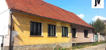 Dům, 150 m² + 455 m² pozemek, Bezručova, Merklín