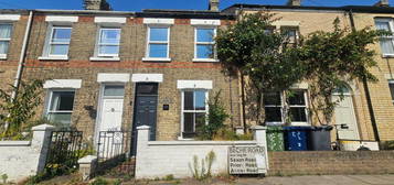 2 bedroom terraced house